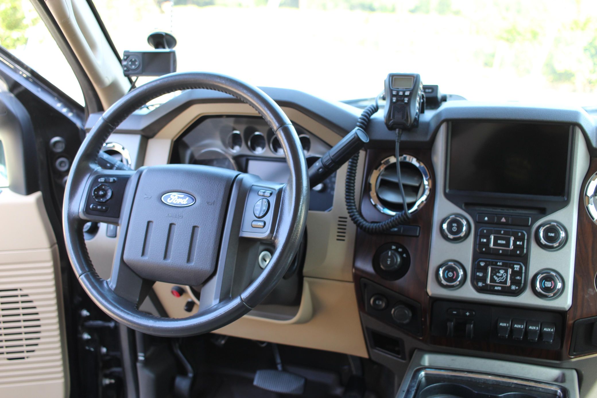 2016 Ford F-250 Super Duty Lariat - Photo 2