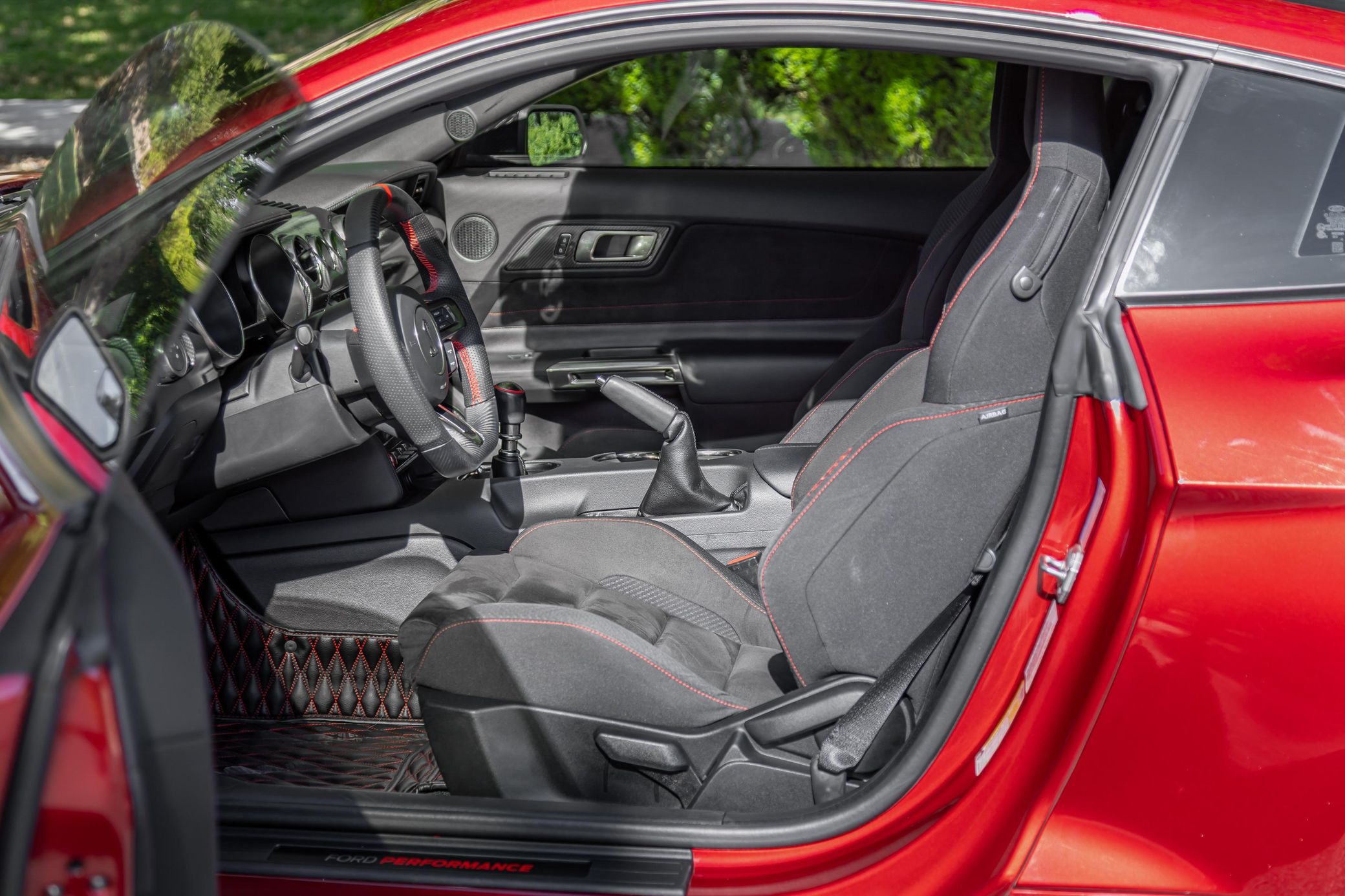 2017 Ford Mustang Shelby GT350 - Photo 6