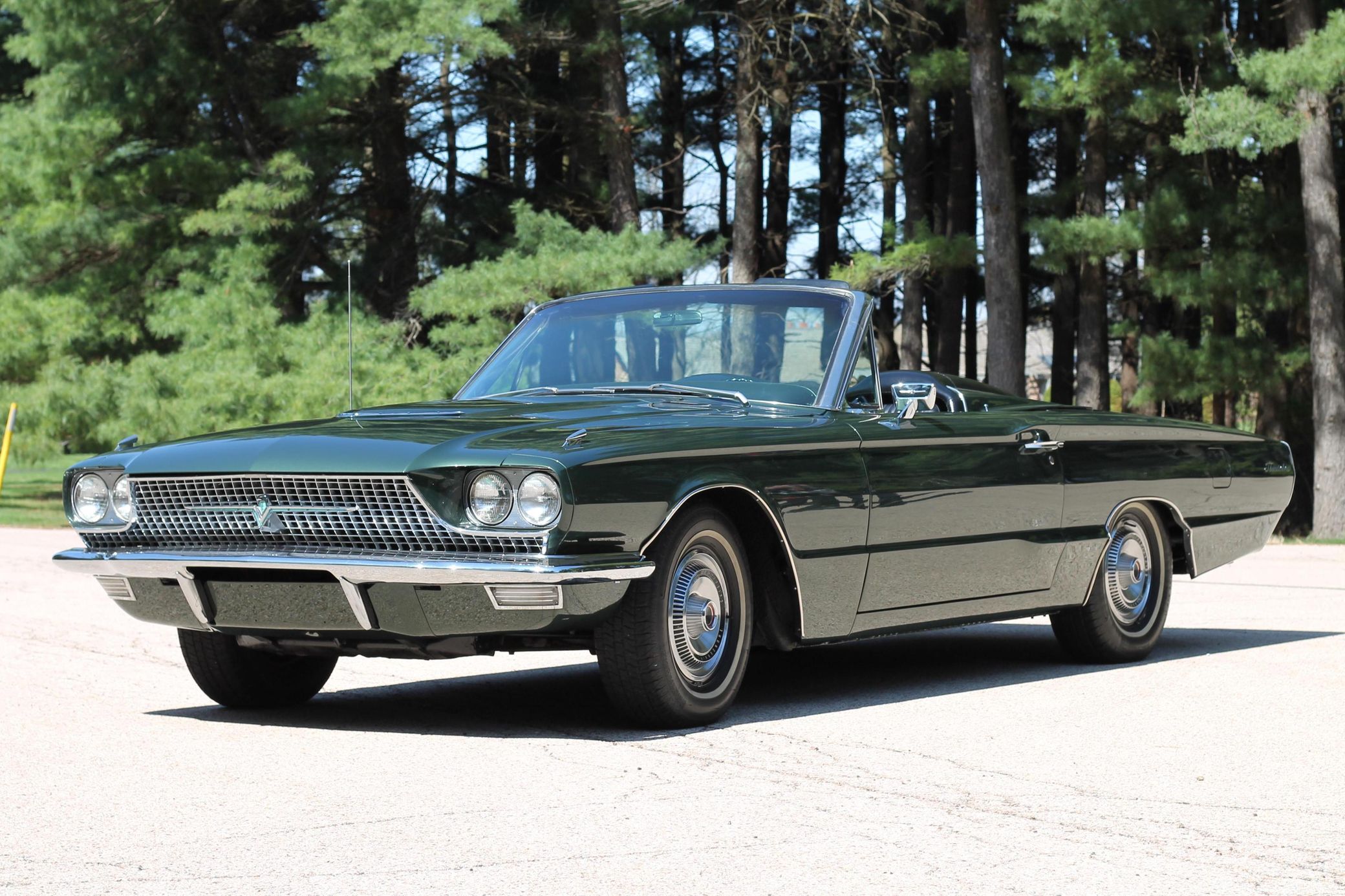 1966 Ford Thunderbird